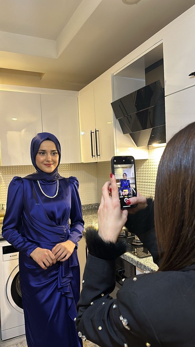 Navy Parlak Uzun Kadın Abiye Elbise - Görsel 2