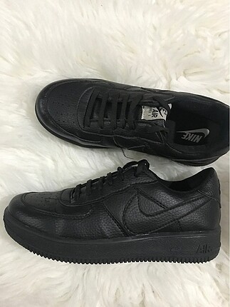 Nike ayakkabı siyah