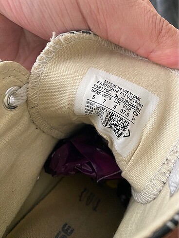 37,5 Beden siyah Renk Deri converse