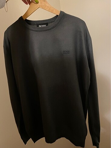 Hugo Boss kazak
