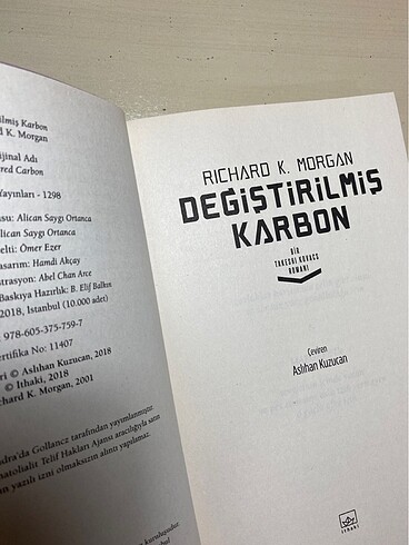 Beden Renk Değiştirilmiş Karbon Richard K. Morgan