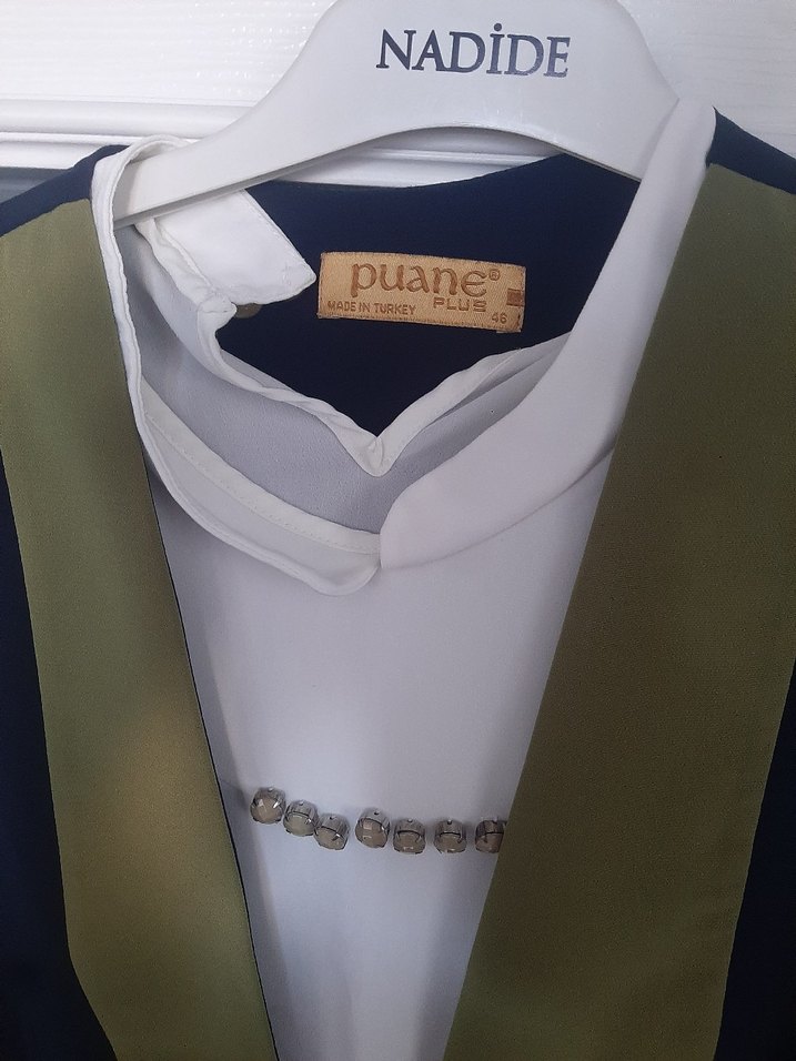 Lacivert Uzun Drapeli Kadın Mezuniyet Elbisesi - Görsel 3