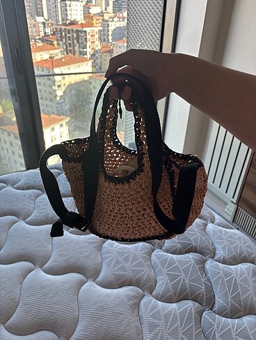 Stradivarius hasır çanta
