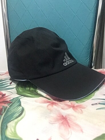 Adidas şapka (women )