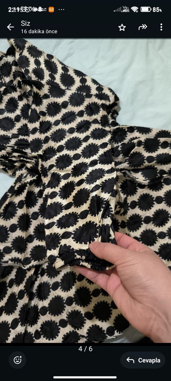 Uzun Kollu Puantiyeli V Yaka Midi Elbise - Görsel 4