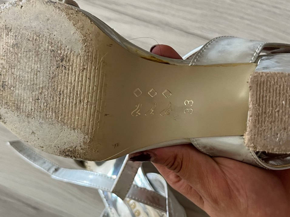 gümüş renkli önü açık taşlı kız cocuk topuklu ayakabı - Görsel 5