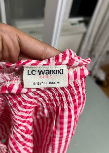 Kız Çocuk Kırmızı Pileli Kısa Kollu Bluz - Görsel 2