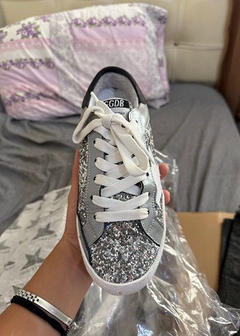 Bej ve Gri Desenli Karton Kutu - Görsel 9