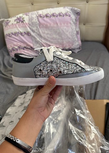 Bej ve Gri Desenli Karton Kutu - Görsel 10