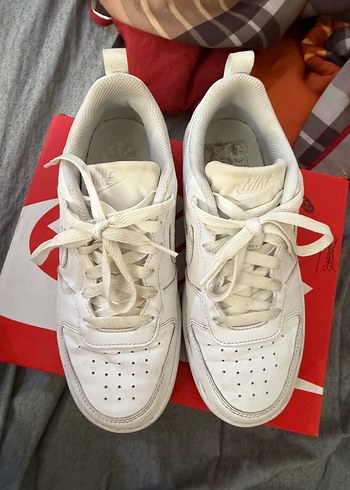 Beyaz Nike Kadın Spor Ayakkabı - Görsel 4