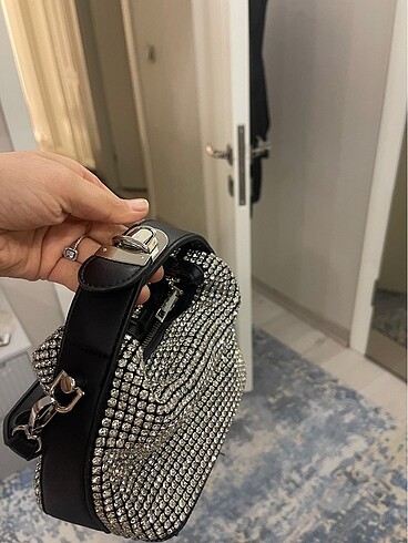  Beden siyah Renk ÇÇS Marka Swarovski Taşlı Abiye Çantası