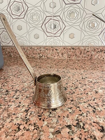 El Yapımı İşlemeli Bakır Cezve
