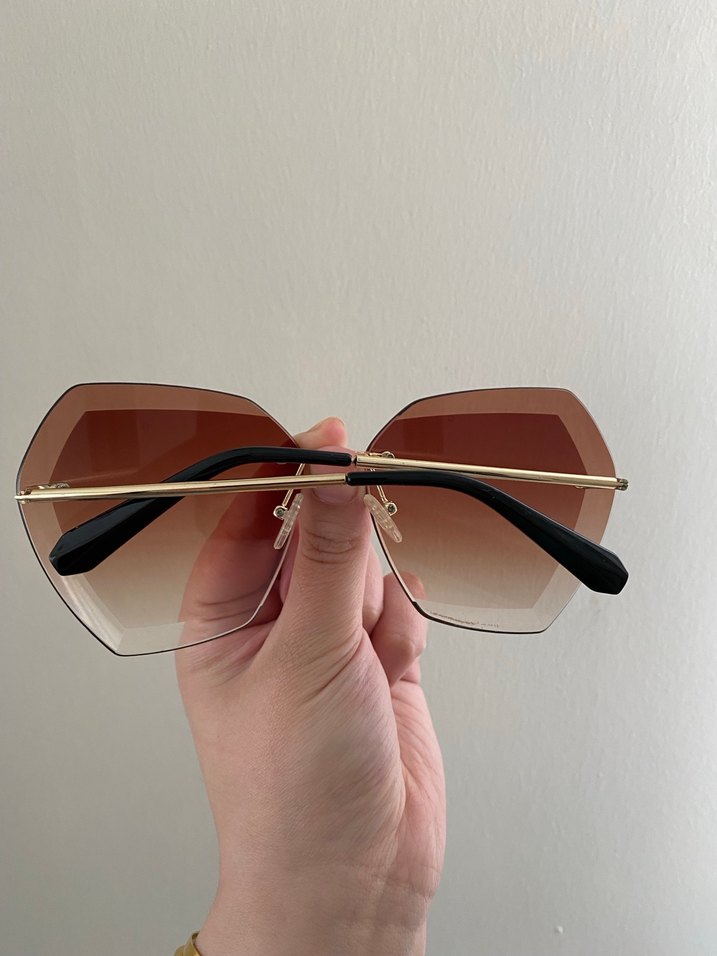 Şeffaf Kenarlı Koyu Kahverengi Kadın Güneş Gözlüğü - Görsel 2