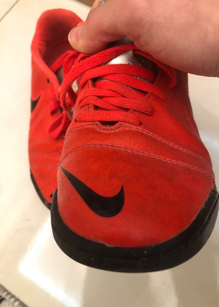 Nike futbol ayakkabısı - Görsel 3