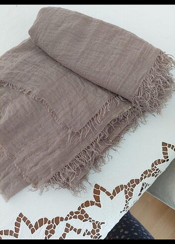 Armine Fresch scarfs 