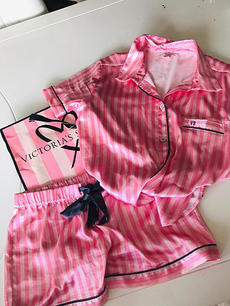 Victoria Secret Pijama_Satildiiiii Victoria S Secret Pijama / Gecelik %20  İndirimli - Gardrops