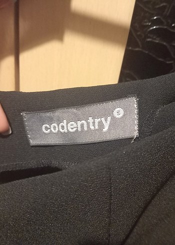 Codentry Siyah Fırfırlı Mini Etek - Görsel 4