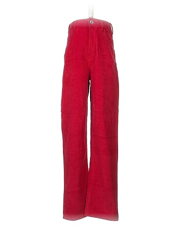 Bershka Kumaş Pantolon %70 İndirimli.