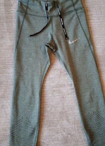 xs Beden Nike tayt