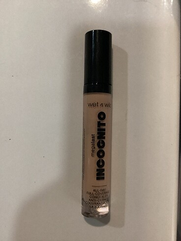 Wet n wild light medium kapatıcı