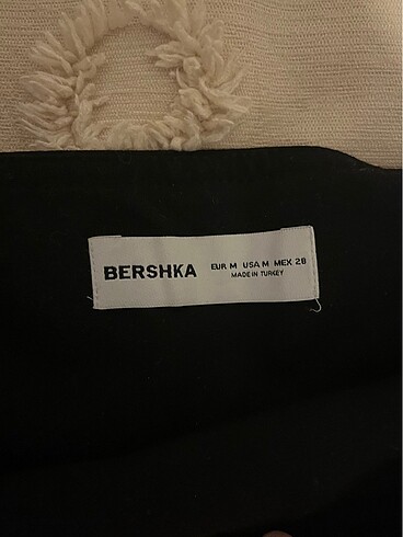 m Beden Bershka mini etek