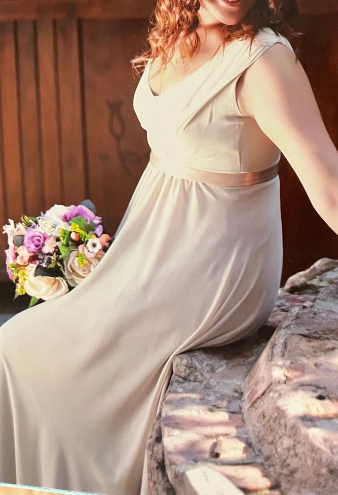 Bej V Yaka Uzun Gelinlik - Görsel 3