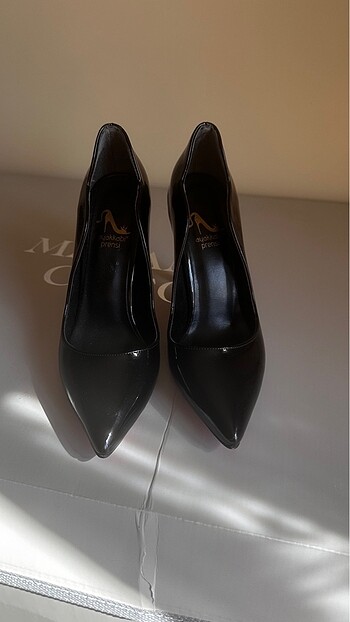 Diğer Stiletto