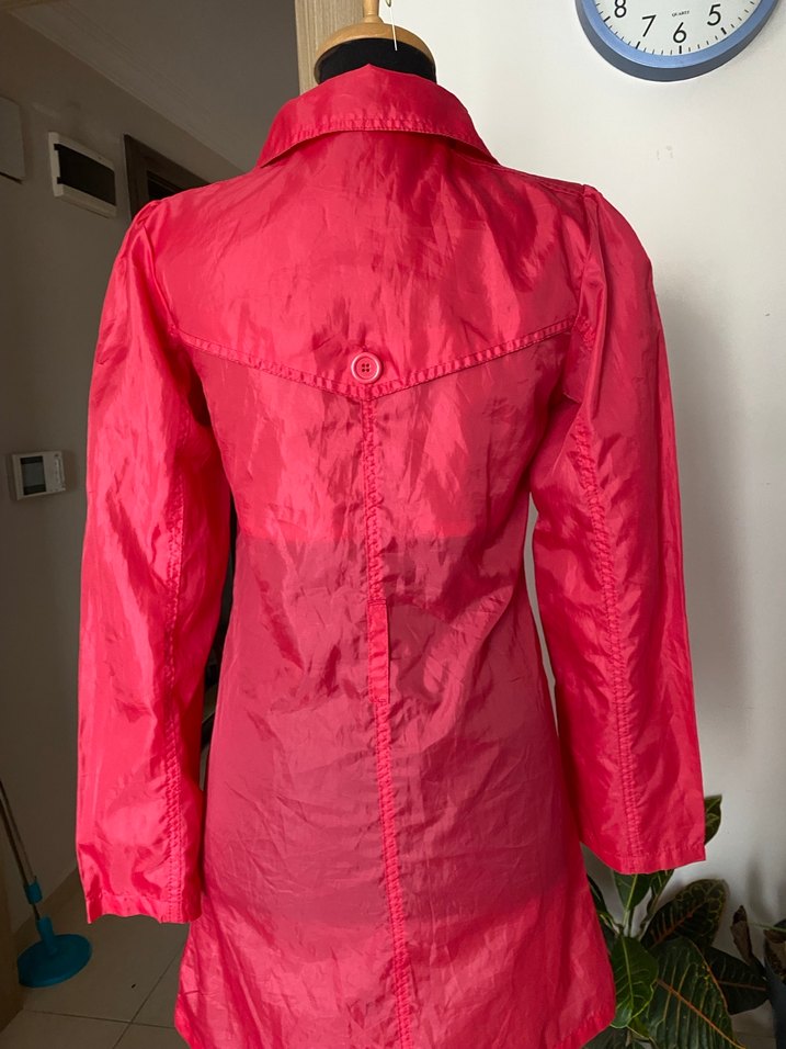 Parlak Pembe Kadın Midi yağmurluk - Görsel 2