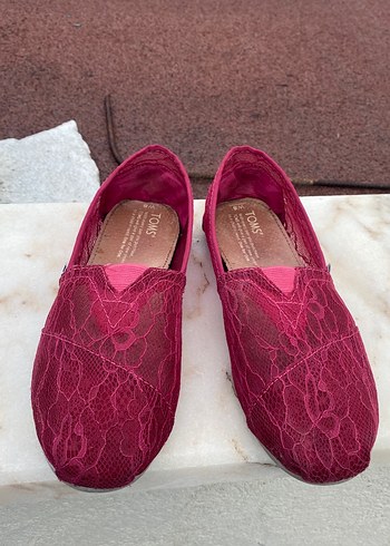 TOMS ürünü