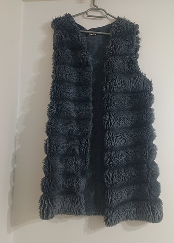 Gri Peluş Detaylı Kadın Yelek - Görsel 3