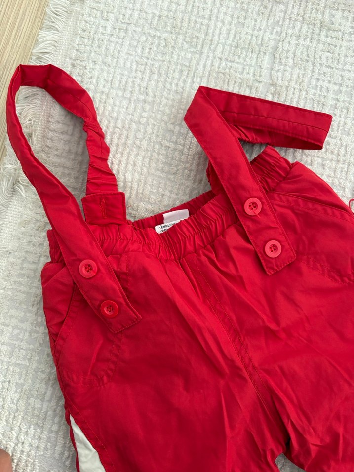 Kız Bebek Kırmızı Kayak Tulumu - Görsel 4