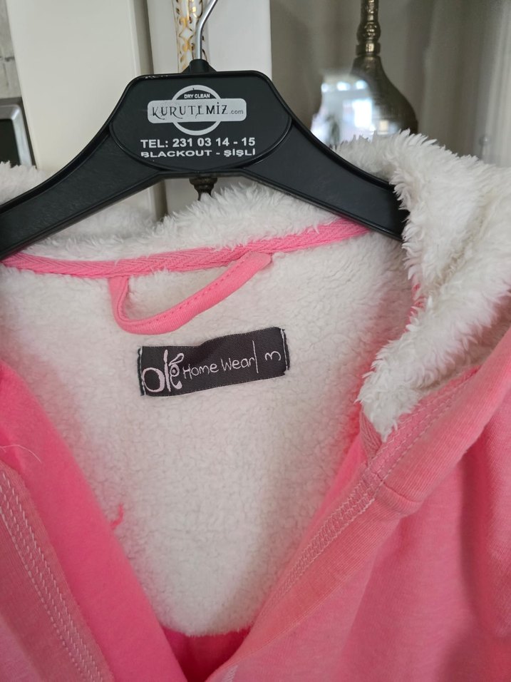 Kapüşonlu Pembe sabahlık - Görsel 3