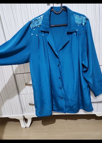 Düğmeli Uzun Kollu Mavi Kadın Gömlek - Görsel 2