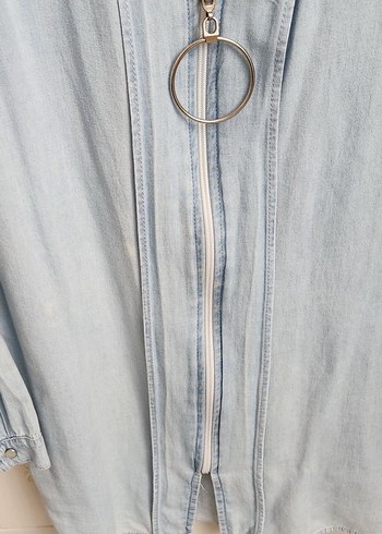 Düğmeli Geniş Kesim Mavi Denim Gömlek - Görsel 3