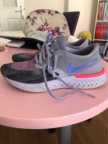 Nike spor ayakkabı