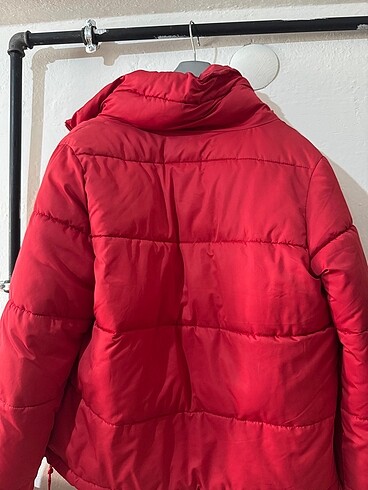 Stradivarius Stradivarius kırmızı şişme mont