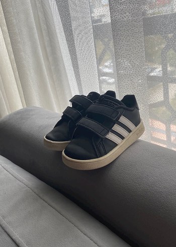Adidas 21