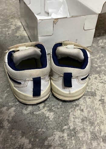 Beyaz Erkek Çocuk Spor Ayakkabı Velcro - Görsel 2