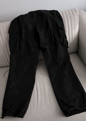 Siyah Bel Detaylı kadın paraşüt Pantolon - Görsel 3