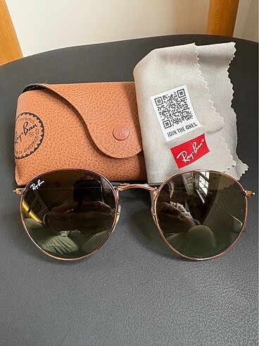 Ray-Ban güneş gözlüğü