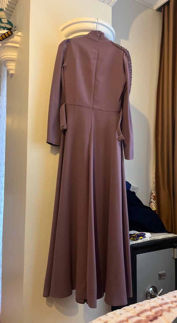 Uzun kollu mor kadın abiye - Görsel 2