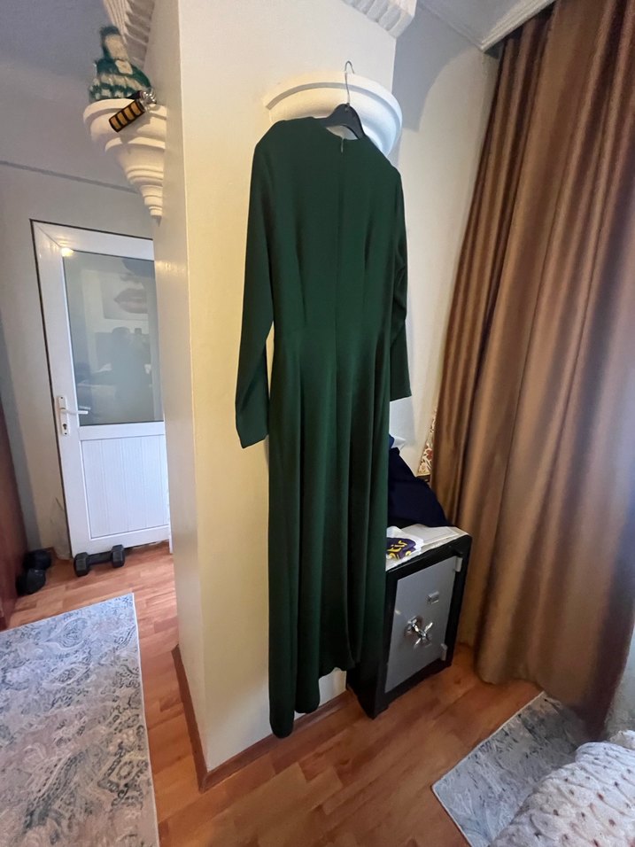 Yeşil kadın abiye - Görsel 5