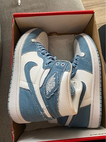 Nike Air Jordan 1 High Denim