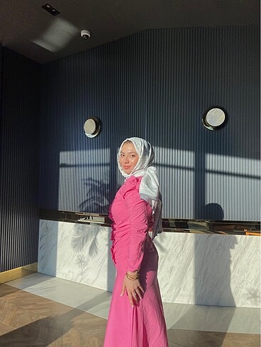 Zara Pembe elbise