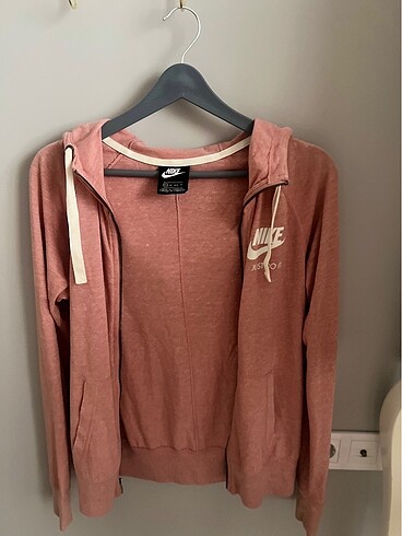 Nike pembe hırka