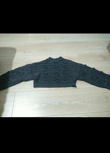 Crop kazak yeni gibi her bedene uyum saglar tertemizz