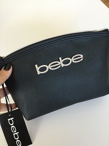 Beymen Bebe raşlı clutch, etiketi üzerinde