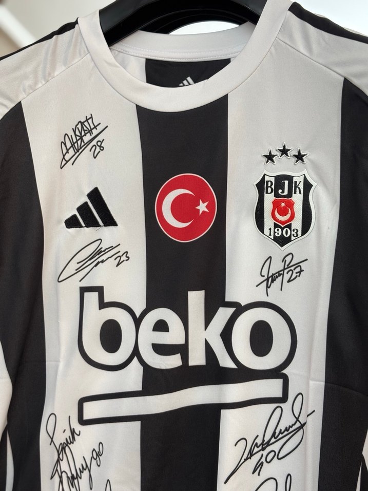 Beşiktaş / Tüm takım imzalı - Görsel 2