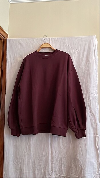 pull and bear sweatshirt