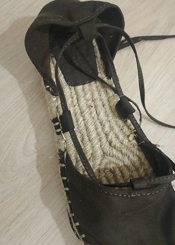 Pull Bear 38.  no  Siyah Dolgu Topuklu Kadın Sandalet - Görsel 5